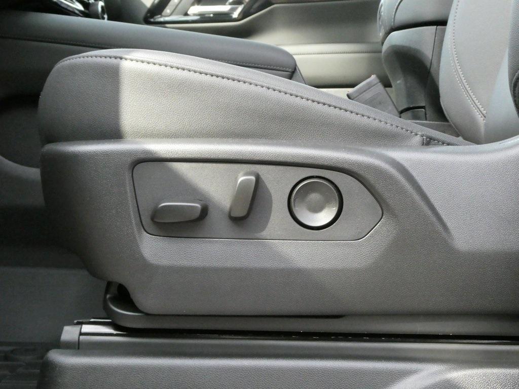 new 2025 Chevrolet Suburban car, priced at $82,175