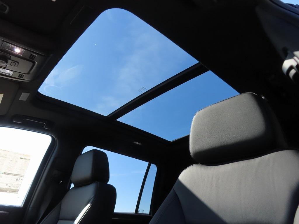 new 2025 Chevrolet Suburban car, priced at $82,175
