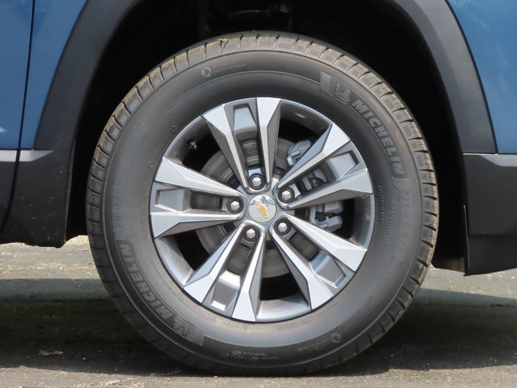 new 2026 Chevrolet Equinox car, priced at $34,555