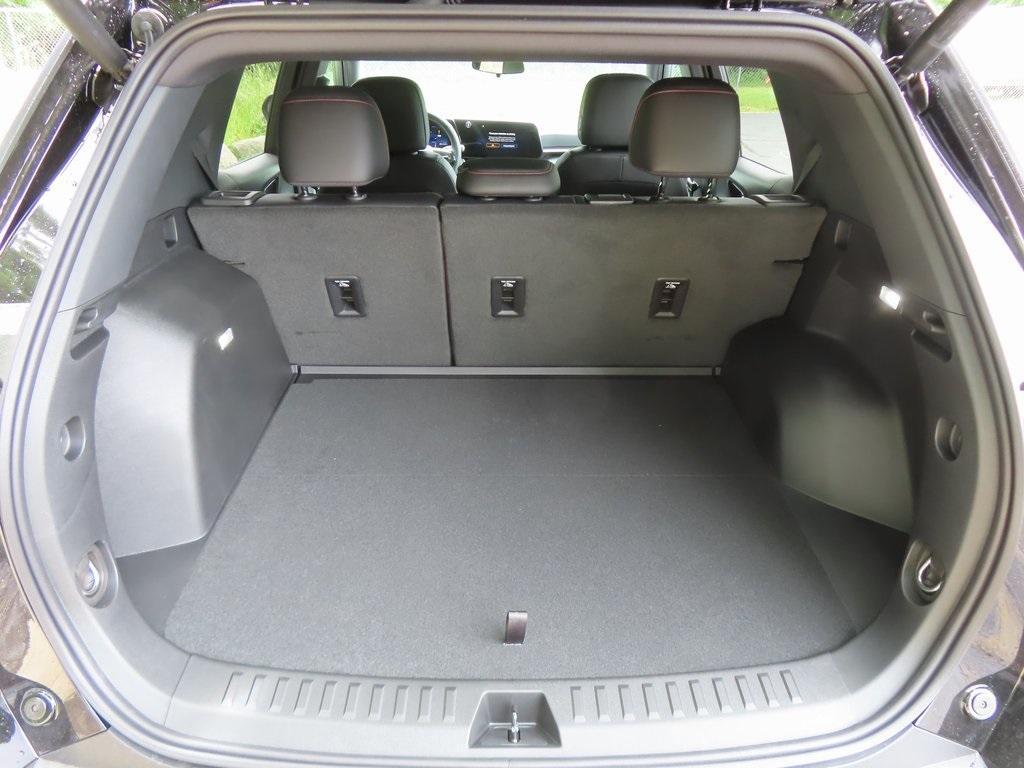 new 2026 Chevrolet Equinox car, priced at $37,088