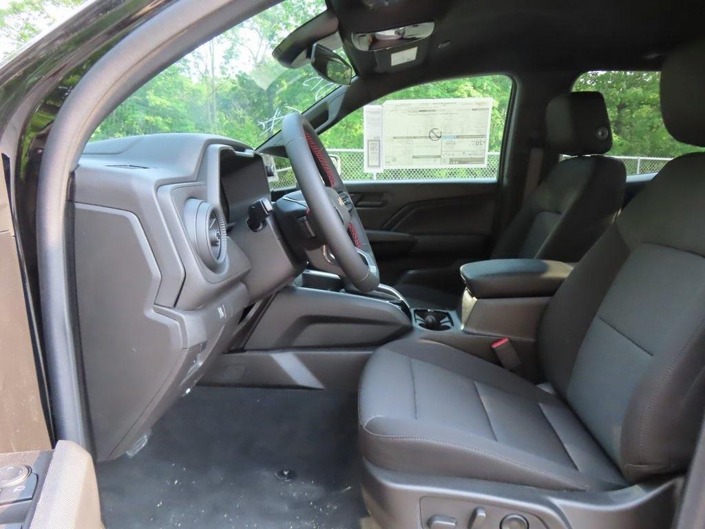 new 2025 Chevrolet Colorado car, priced at $33,826