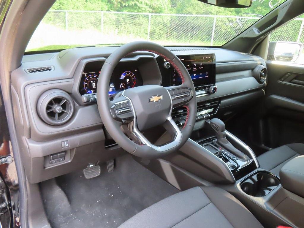 new 2025 Chevrolet Colorado car, priced at $33,826