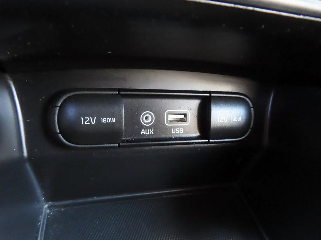 used 2018 Kia Sorento car, priced at $13,606