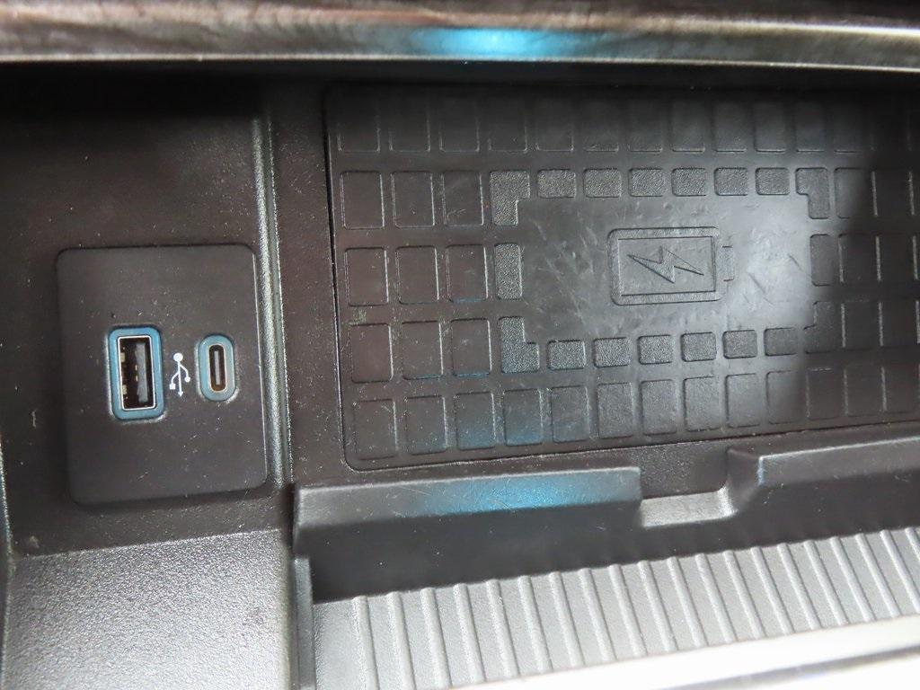 used 2021 Ford Expedition car, priced at $34,996
