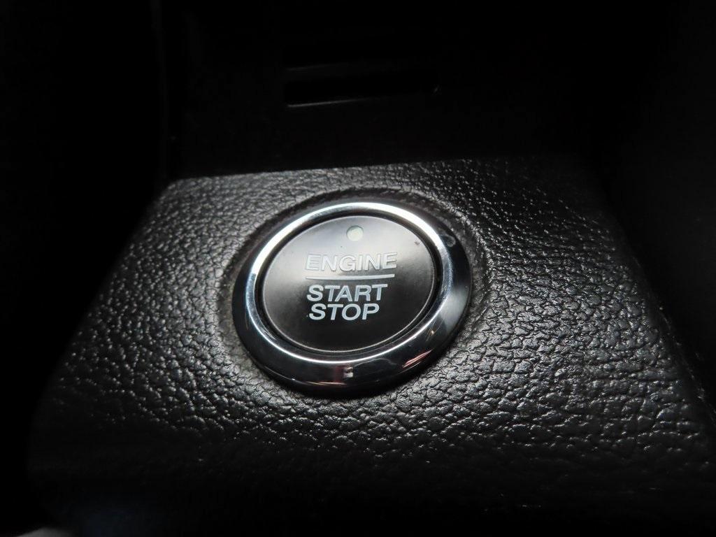 used 2021 Ford Expedition car, priced at $34,996