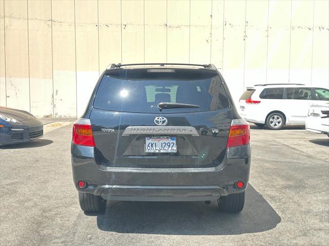 used 2009 Toyota Highlander car, priced at $11,499