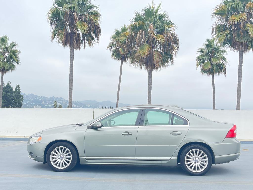 used 2008 Volvo S80 car, priced at $8,999