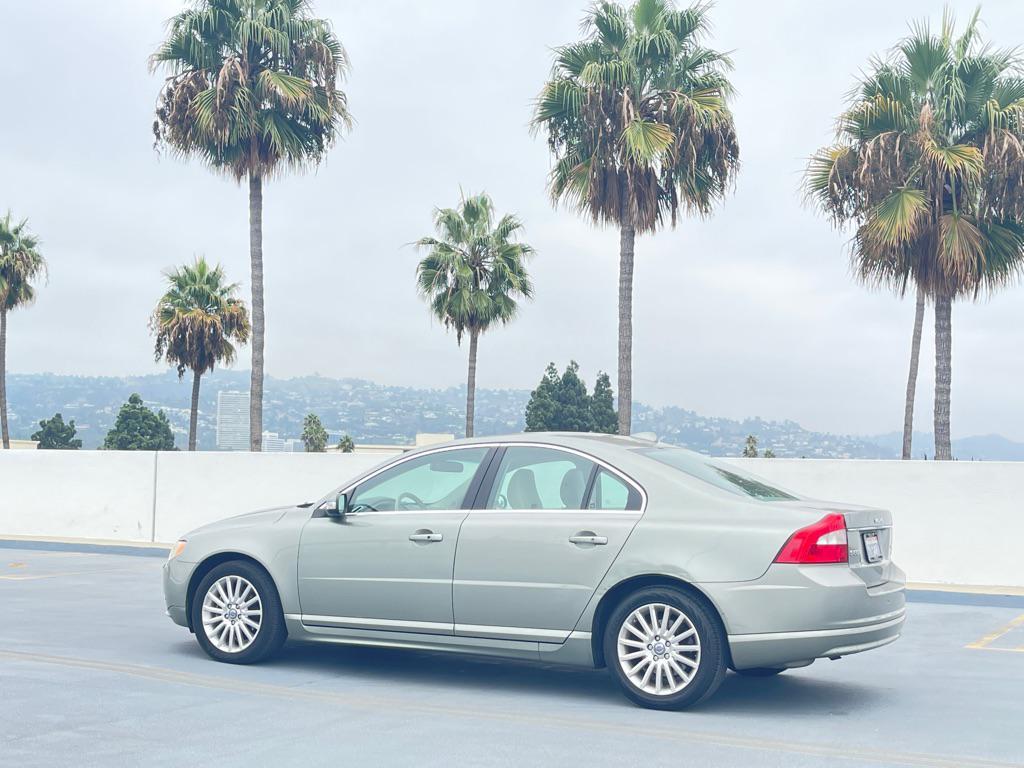 used 2008 Volvo S80 car, priced at $8,999