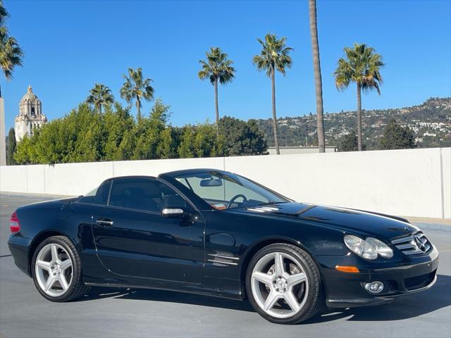 used 2007 Mercedes-Benz SL-Class car, priced at $13,999