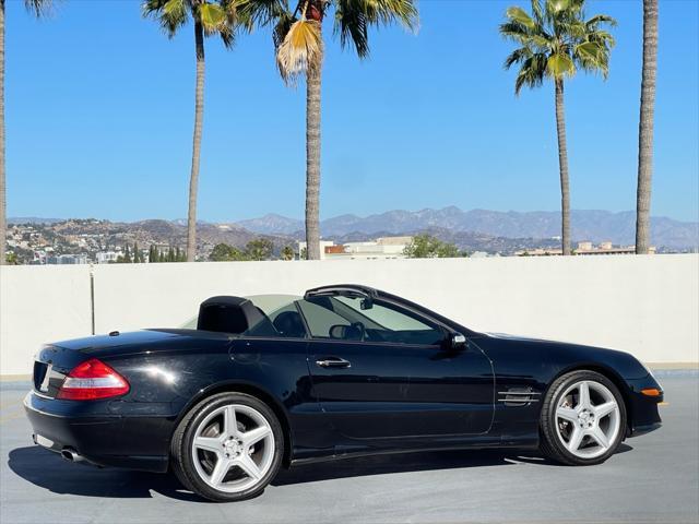 used 2007 Mercedes-Benz SL-Class car, priced at $13,999