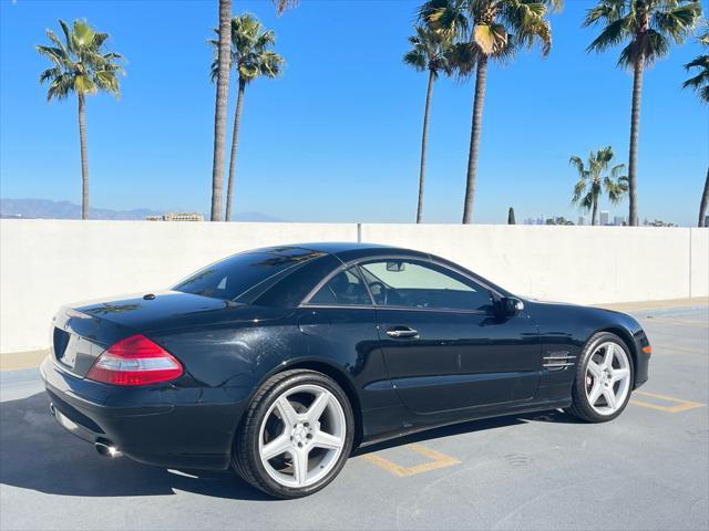 used 2007 Mercedes-Benz SL-Class car, priced at $13,999