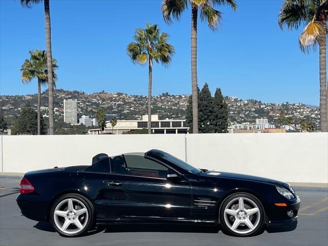 used 2007 Mercedes-Benz SL-Class car, priced at $13,999