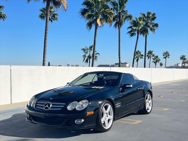 used 2007 Mercedes-Benz SL-Class car, priced at $13,999