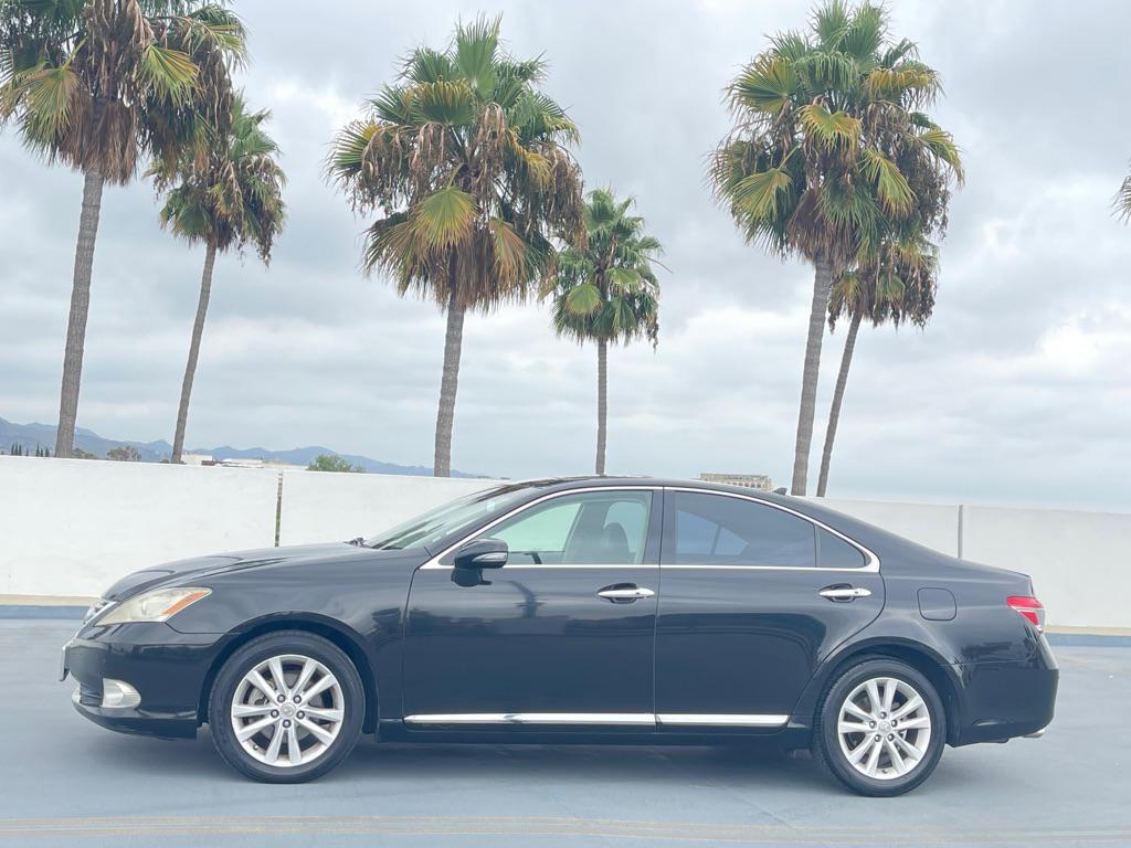 used 2011 Lexus ES 350 car, priced at $7,999