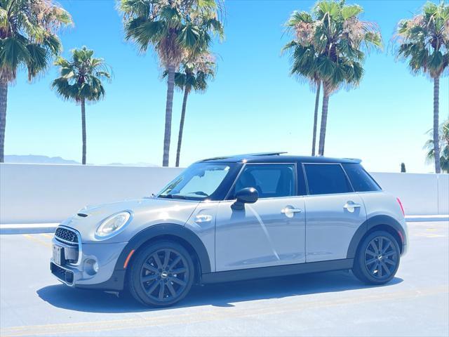 used 2018 MINI Hardtop car, priced at $16,999