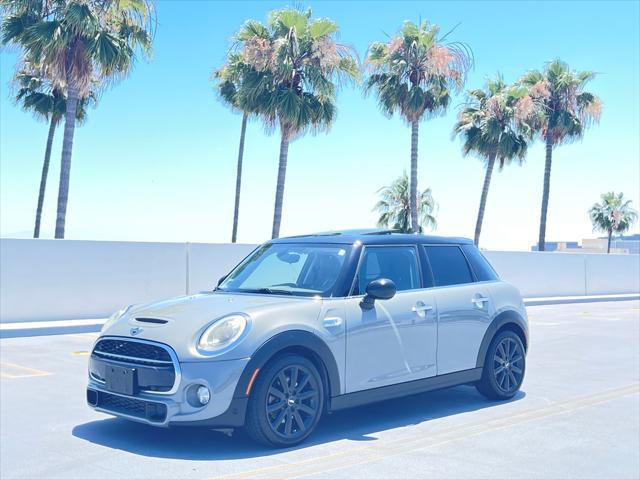 used 2018 MINI Hardtop car, priced at $16,999