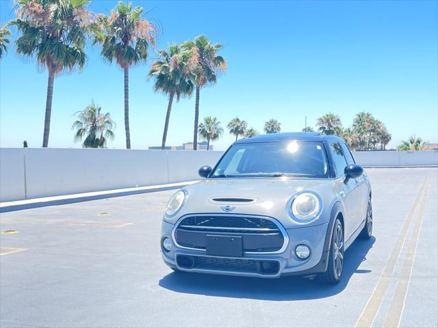 used 2018 MINI Hardtop car, priced at $16,999