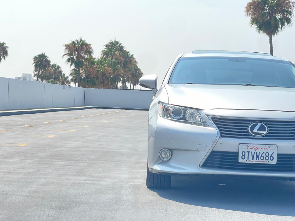 used 2013 Lexus ES 350 car, priced at $19,999