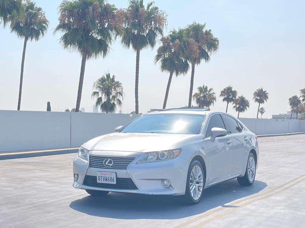 used 2013 Lexus ES 350 car, priced at $19,999