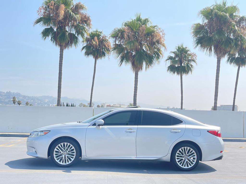 used 2013 Lexus ES 350 car, priced at $19,999