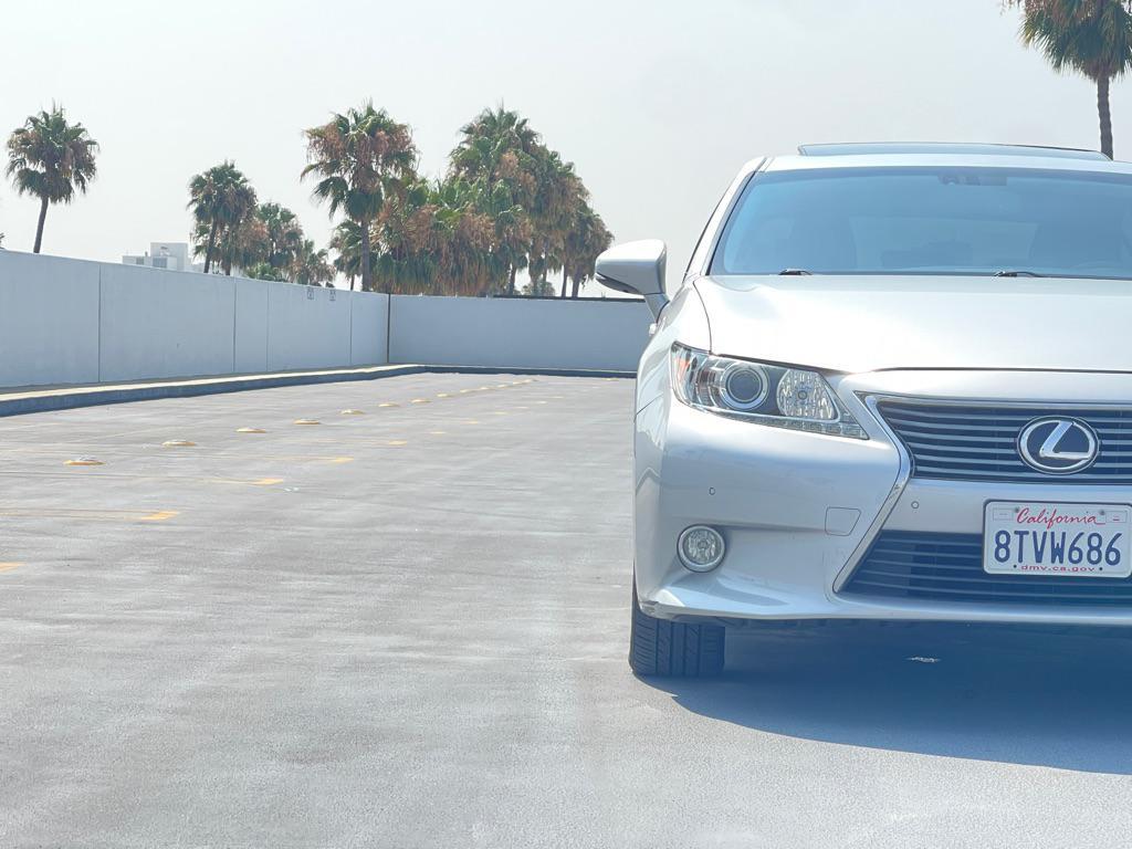 used 2013 Lexus ES 350 car, priced at $19,999