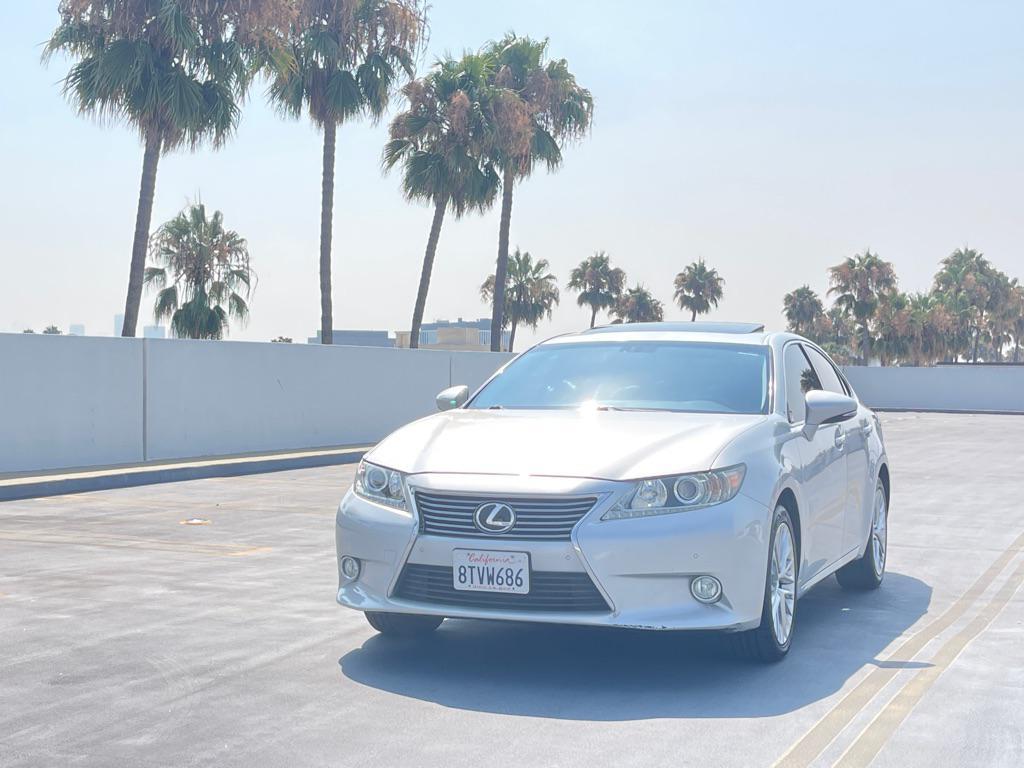 used 2013 Lexus ES 350 car, priced at $19,999