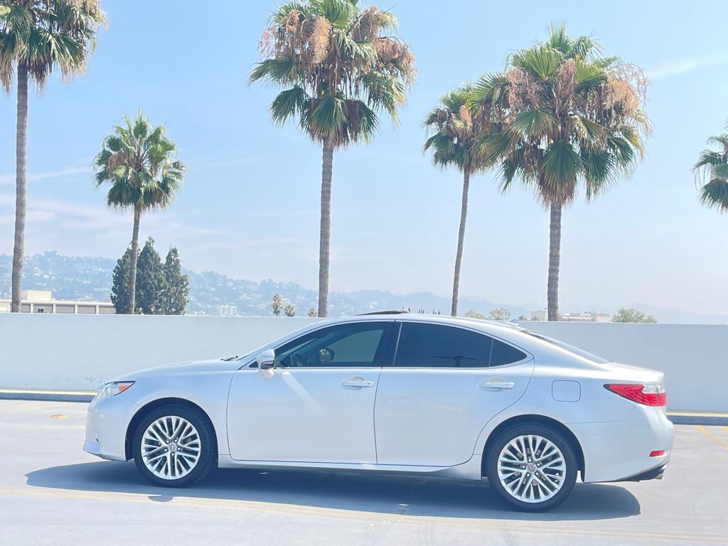 used 2013 Lexus ES 350 car, priced at $19,999
