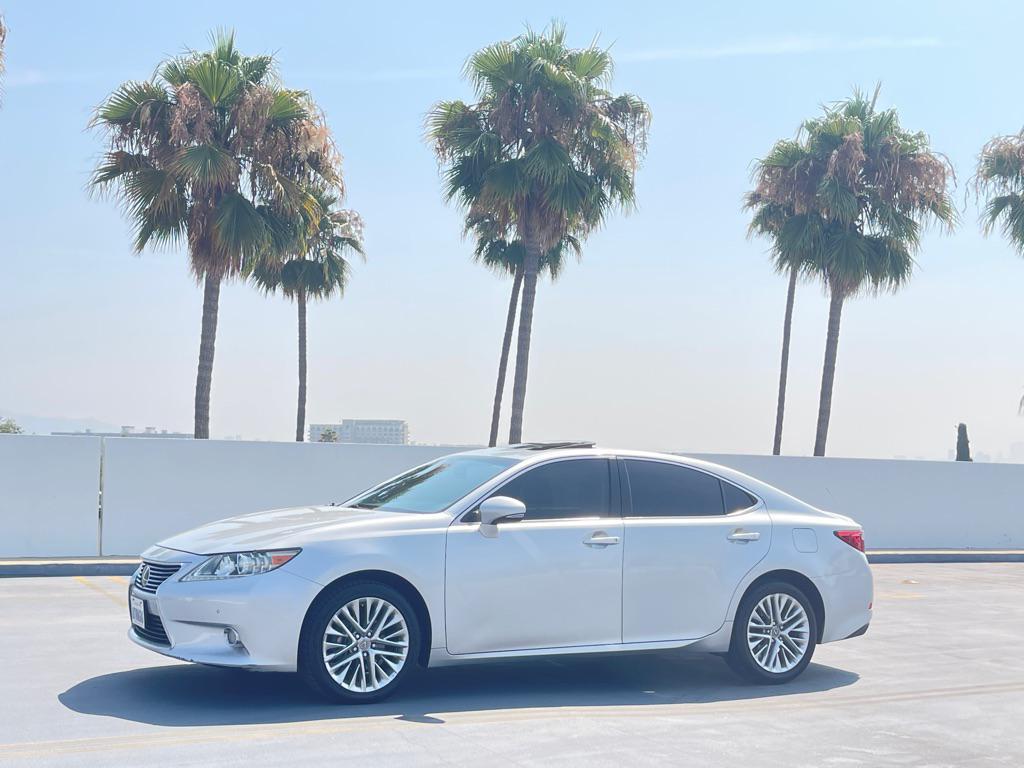used 2013 Lexus ES 350 car, priced at $19,999