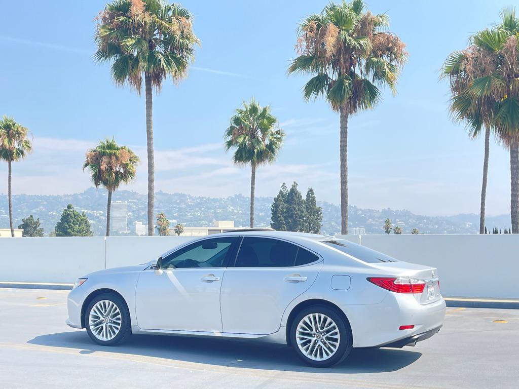 used 2013 Lexus ES 350 car, priced at $19,999