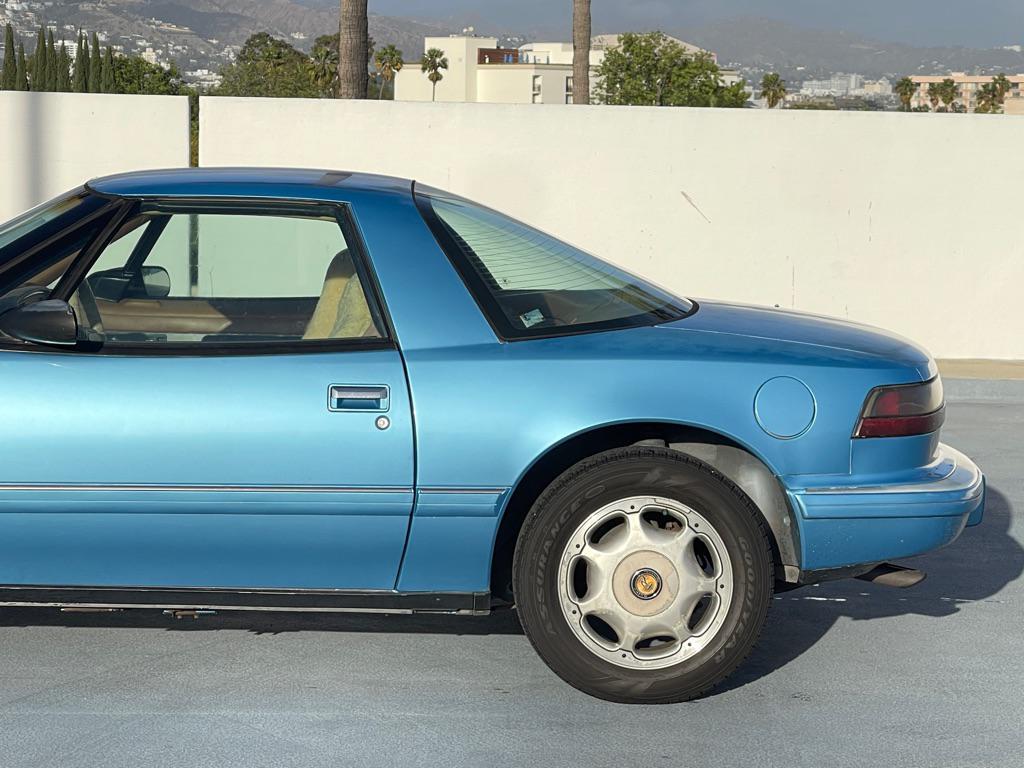 used 1991 Buick Reatta car, priced at $2,999