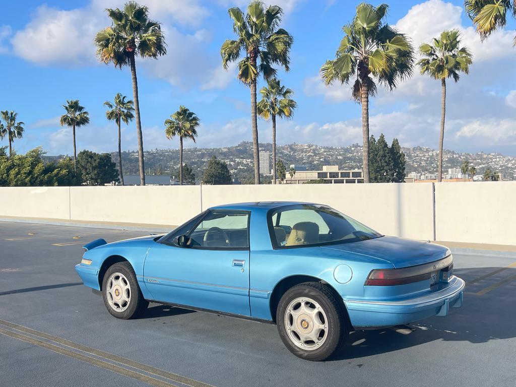 used 1991 Buick Reatta car, priced at $2,999