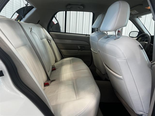 used 2008 Mercury Grand Marquis car, priced at $8,000