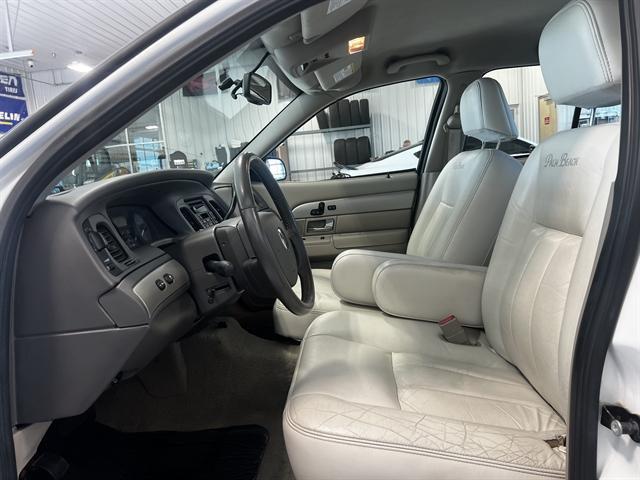 used 2008 Mercury Grand Marquis car, priced at $8,000