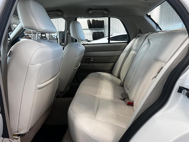 used 2008 Mercury Grand Marquis car, priced at $8,000