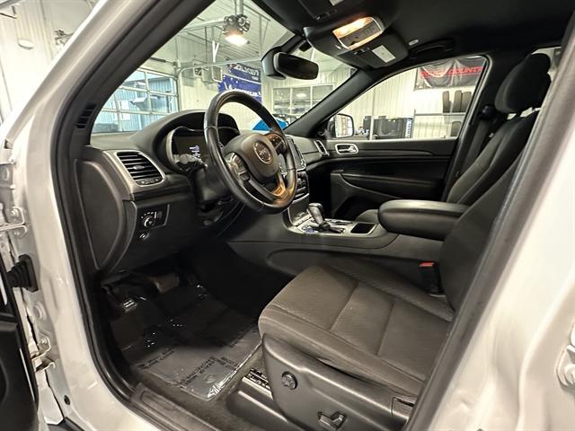 used 2022 Jeep Grand Cherokee car, priced at $24,500