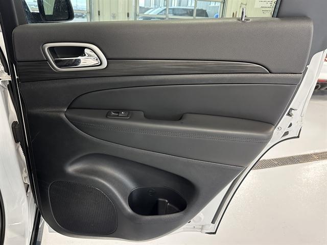 used 2022 Jeep Grand Cherokee car, priced at $24,500
