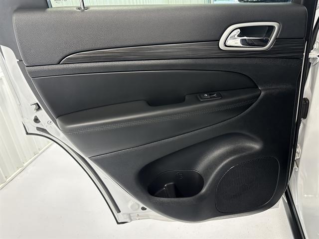 used 2022 Jeep Grand Cherokee car, priced at $24,500