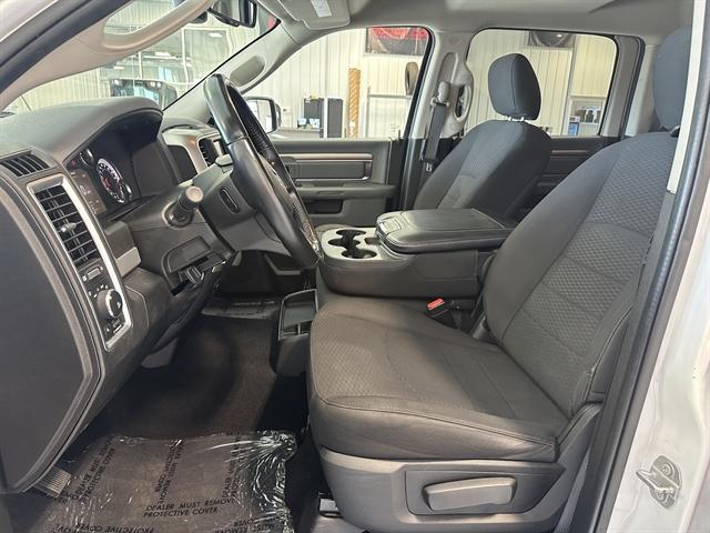 used 2019 Ram 1500 Classic car, priced at $28,000