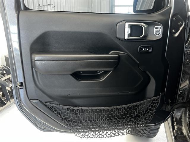 used 2018 Jeep Wrangler Unlimited car, priced at $27,500