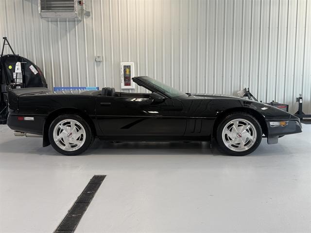 used 1988 Chevrolet Corvette car, priced at $11,000