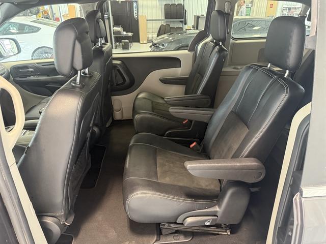used 2019 Dodge Grand Caravan car, priced at $14,000