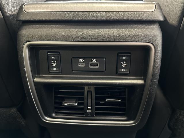 used 2022 Nissan Murano car, priced at $30,000