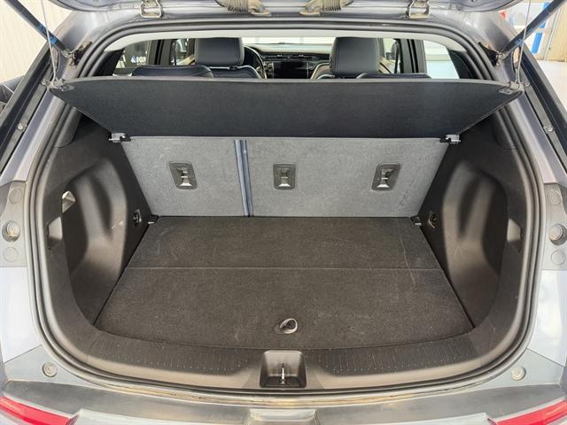 used 2022 Chevrolet Bolt EUV car, priced at $18,000