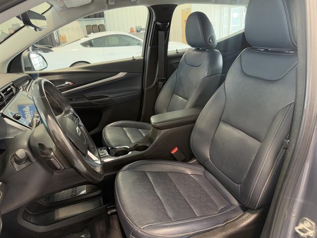used 2022 Chevrolet Bolt EUV car, priced at $18,000