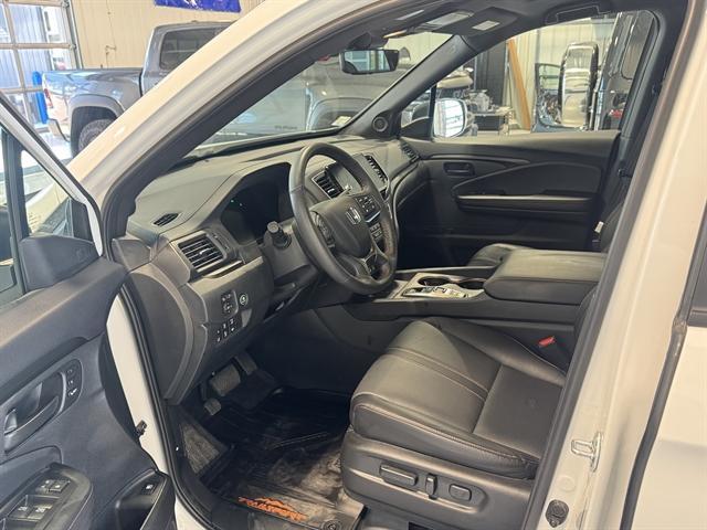 used 2024 Honda Ridgeline car, priced at $40,000