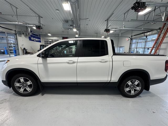 used 2024 Honda Ridgeline car, priced at $40,000