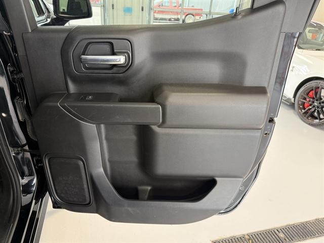 used 2022 Chevrolet Silverado 1500 car, priced at $33,000