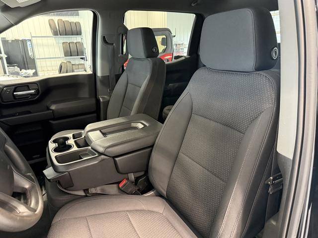 used 2022 Chevrolet Silverado 1500 car, priced at $33,000
