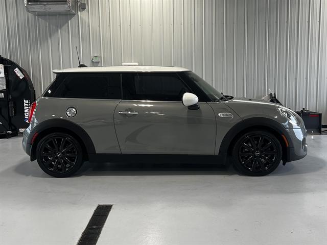 used 2017 MINI Hardtop car, priced at $12,000