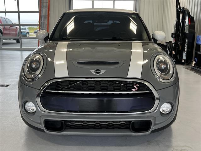 used 2017 MINI Hardtop car, priced at $12,000